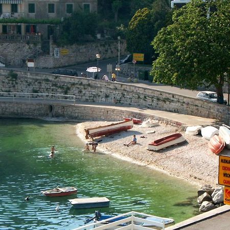 Apartments With A Parking Space Rabac, Labin - 7465 Exterior photo